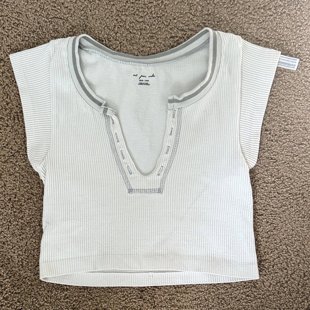 OUT FROM UNDER urban white ribbed seamless top